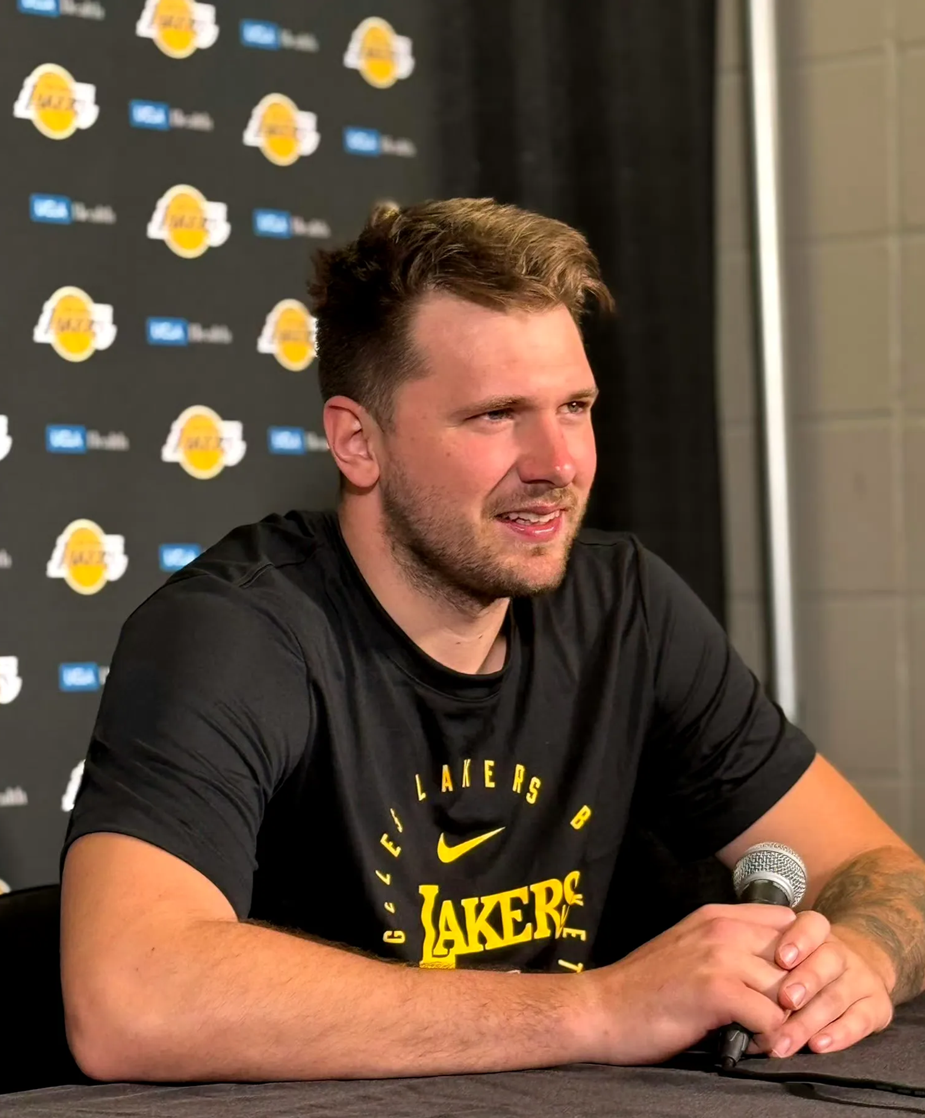 东契奇在FPX比赛中赛事规则更新，大胜引发热议！